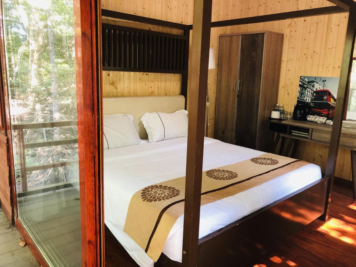 Gayang Friendly Water House Homestay Kota Kinabalu Exterior photo